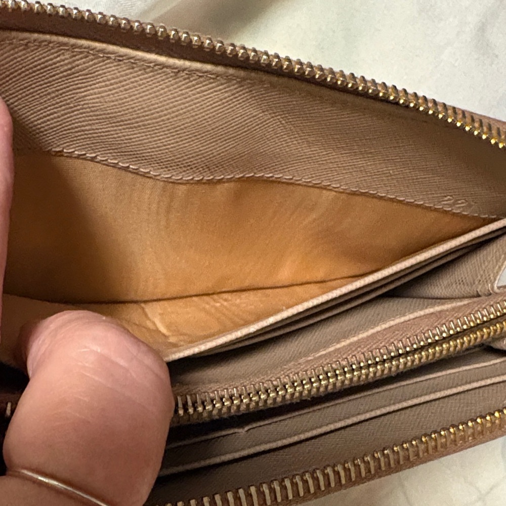Prada Nude Leather Zip Wallet - Picture 16 of 16